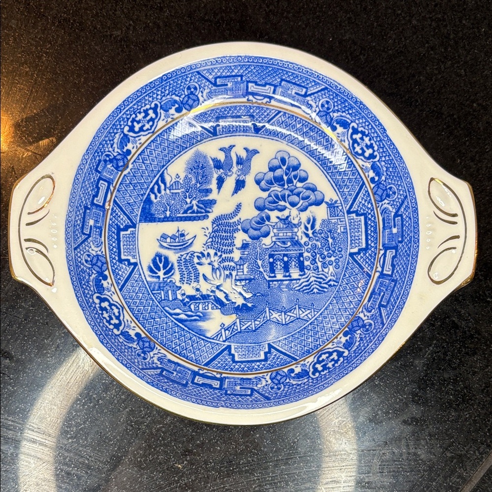 Royal Grafton Blue Willow Small 7”Serving Plate with Handles/Antique/England